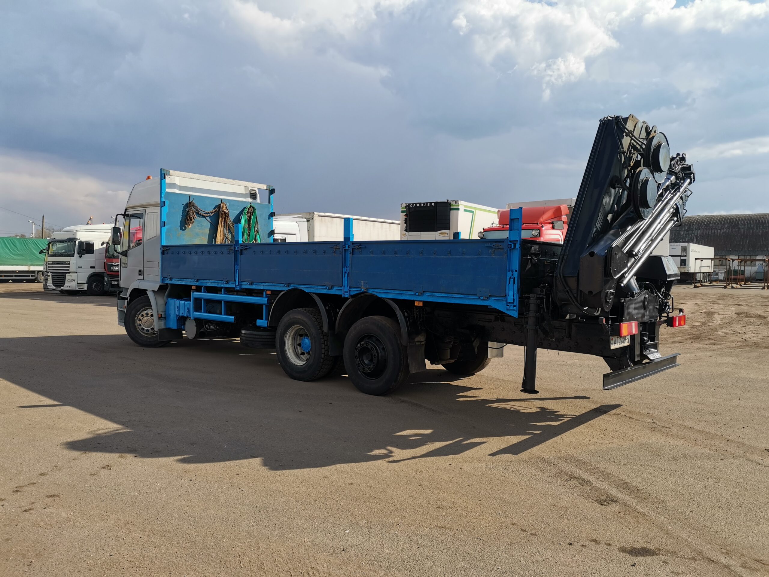 Кран манипулятор IVECO Evrotech